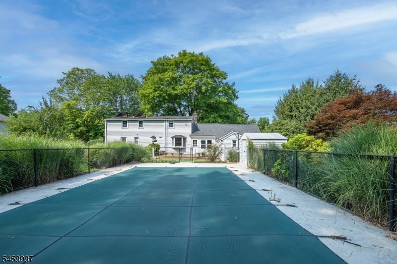 Fenced in Pool Area 32 x 16