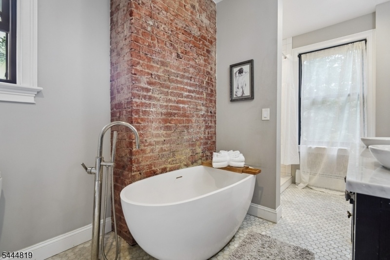 Soaking Tub