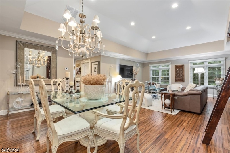 Dining/living- in-law suite