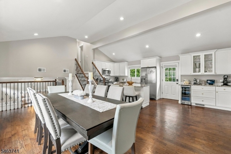 Dining.Living Room