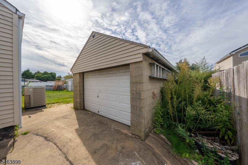 garage