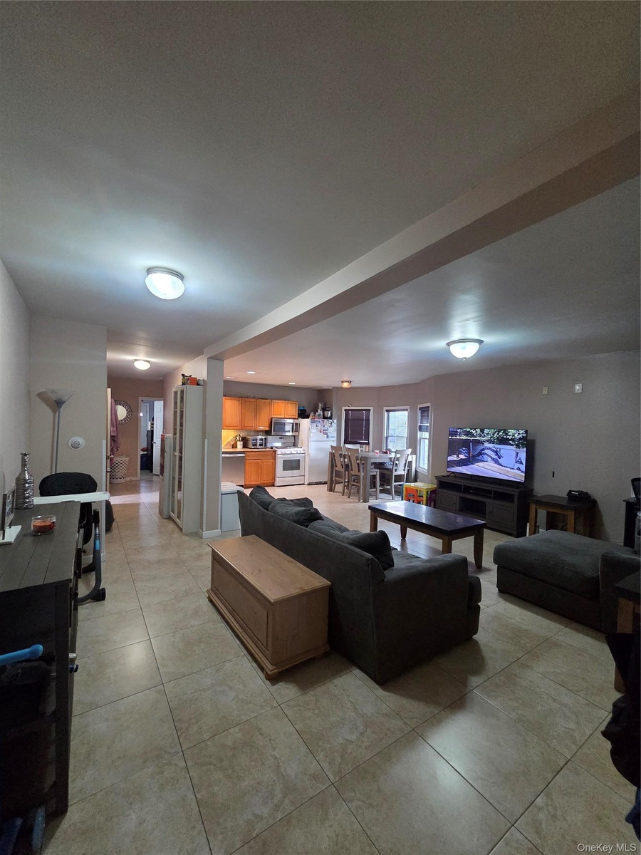 1st floor open kitchen lay out