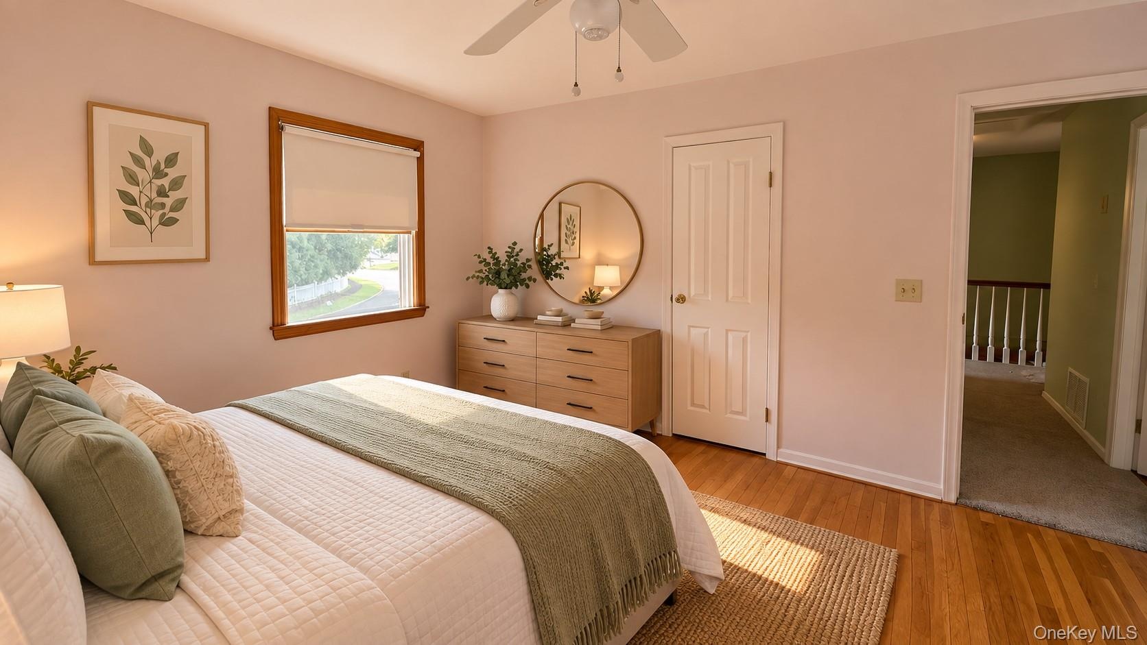 Virtually staged to illustrate the room’s potential.