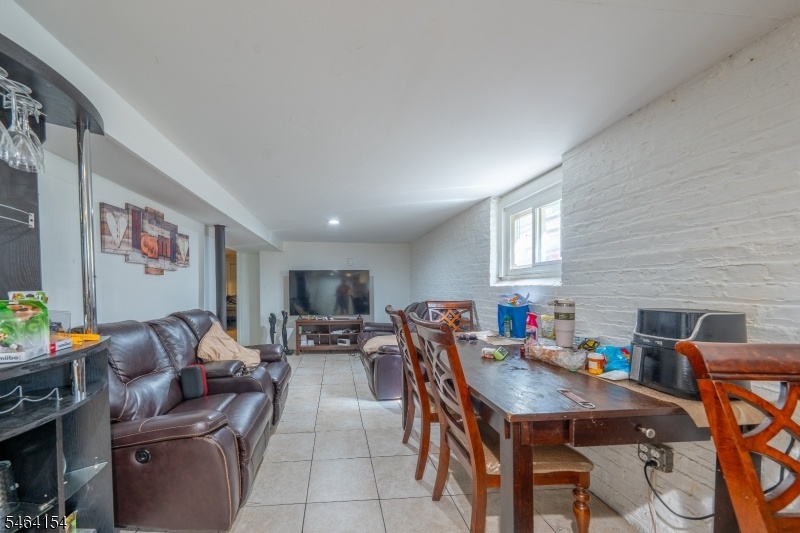 Living Room/ Dining Room