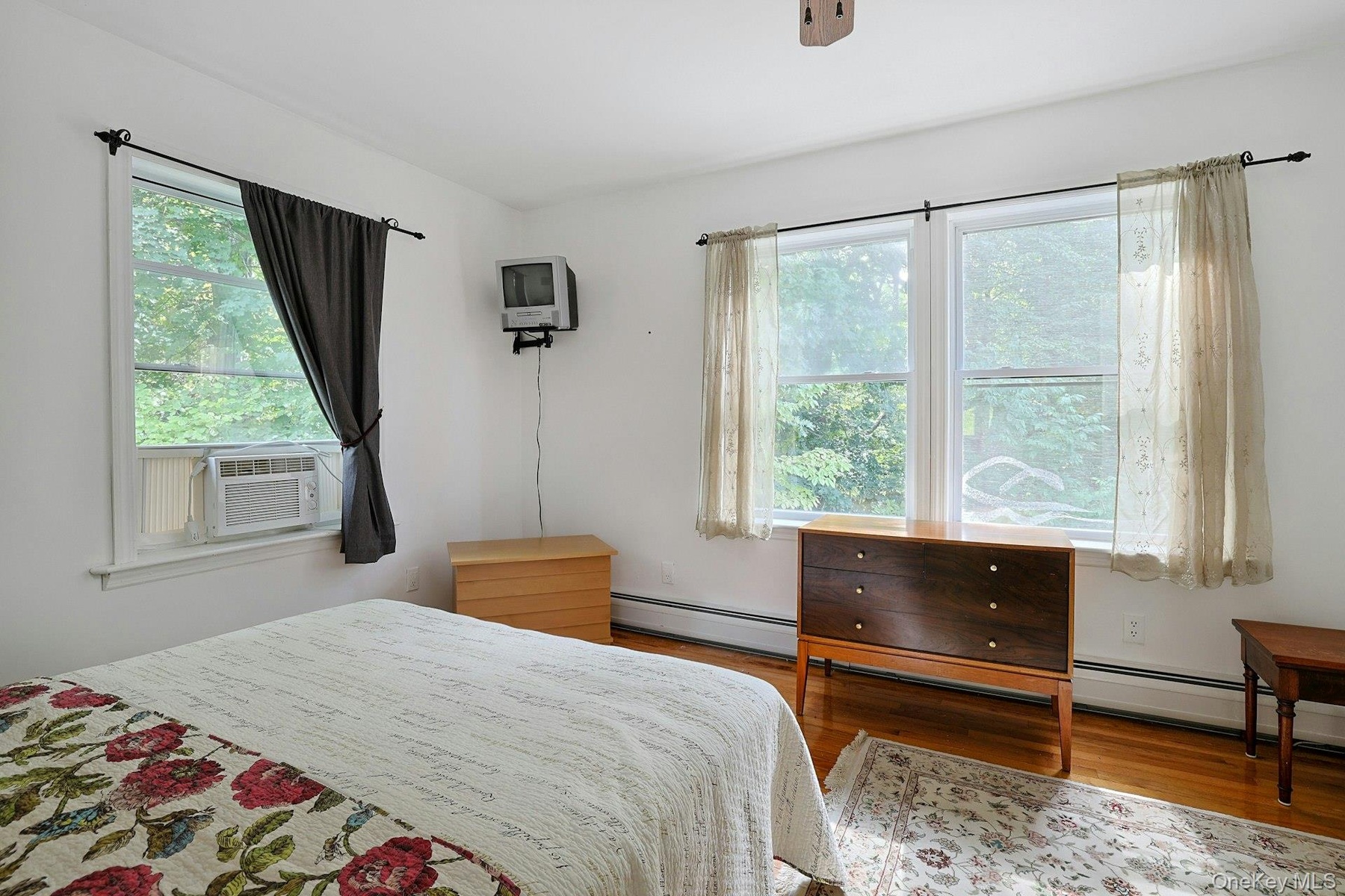 Upstairs bedroom