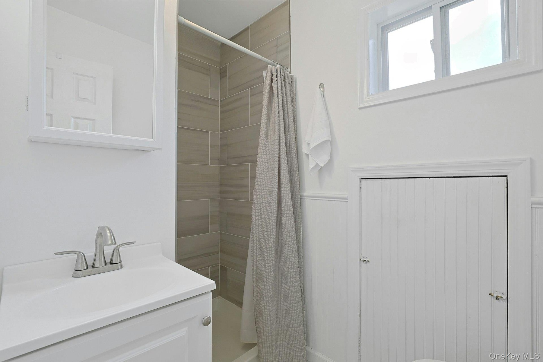 Ensuite with 4th bedroom