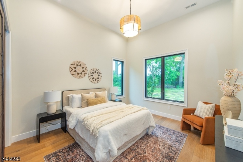 Back bedroom