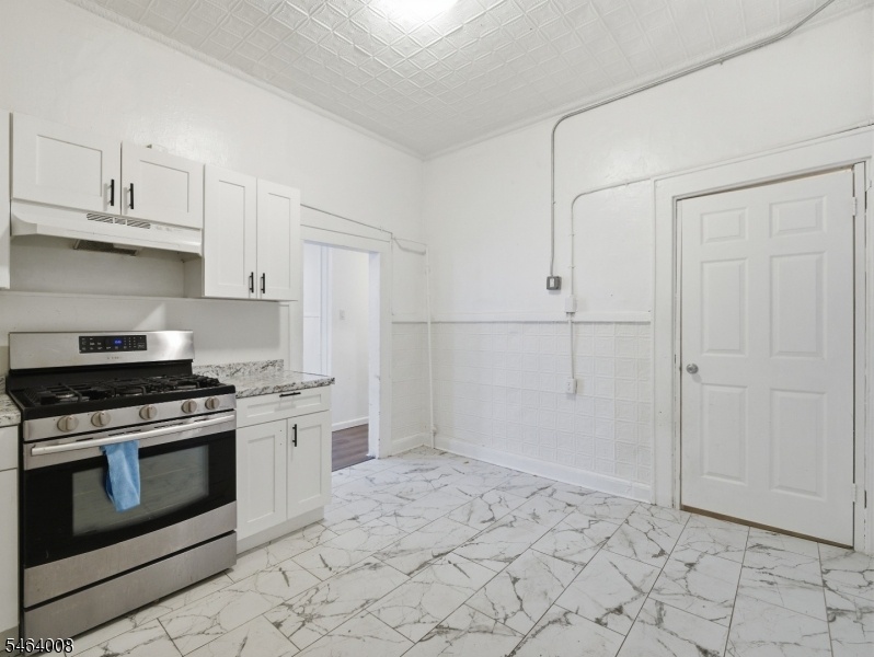 2nd floor kitchen