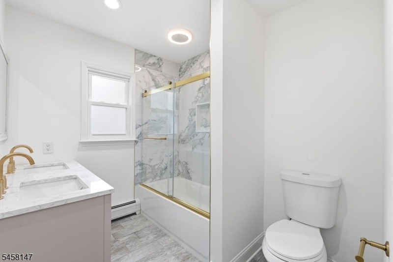Bathroom 2nd Floor