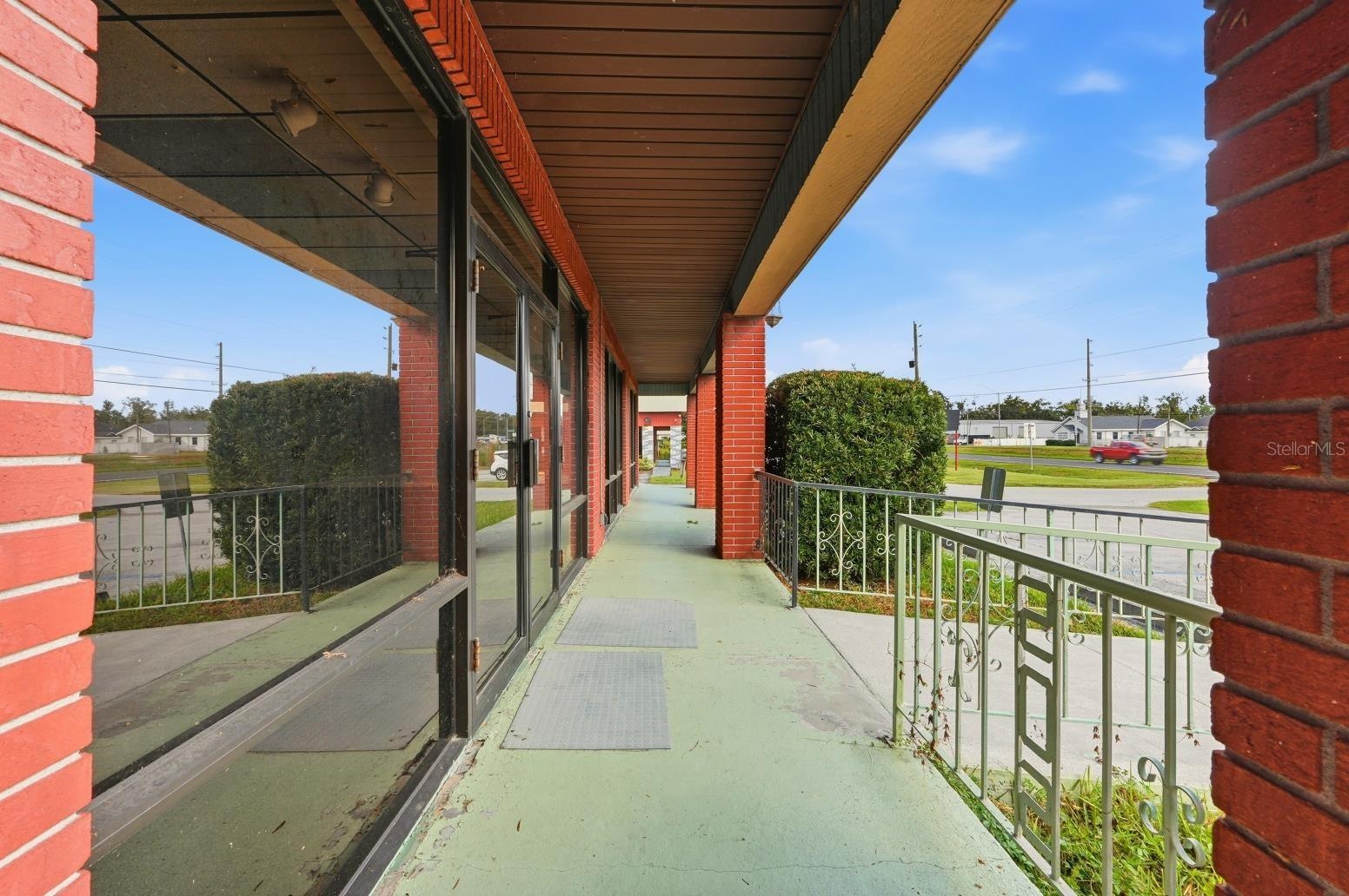 Covered  Front Sidewalk