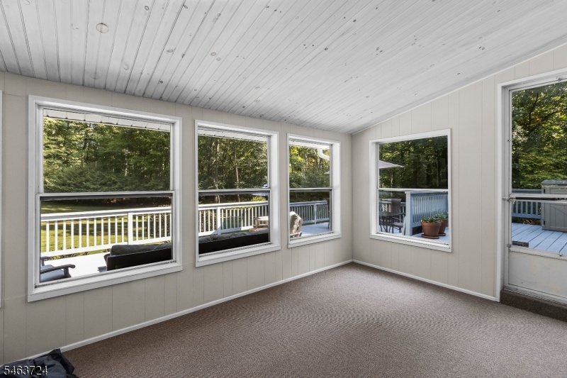 3 SEASON ROOM