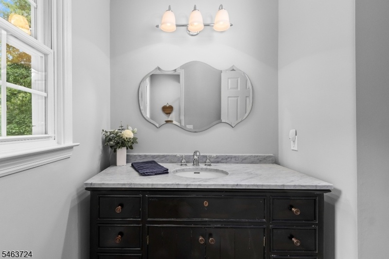 MAIN FULL BATH