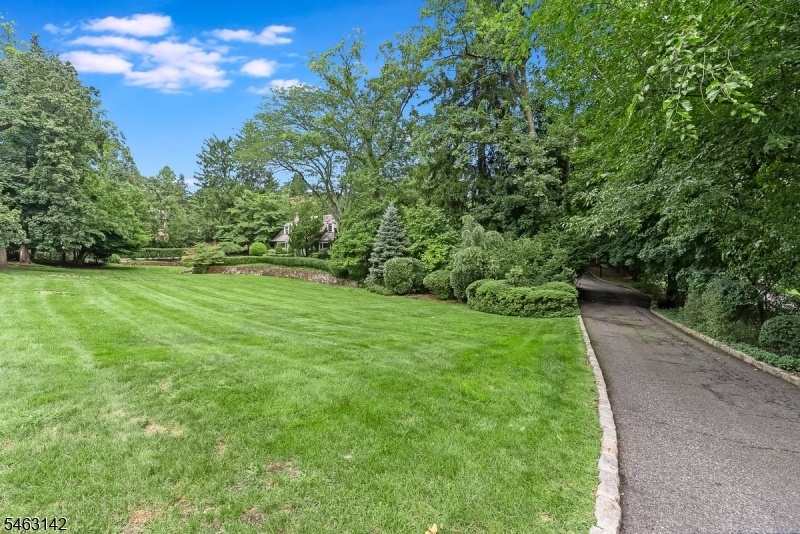 Deep Front Yard
