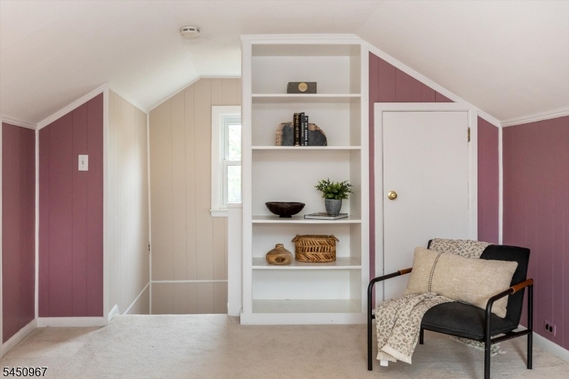 Bedroom / Third Floor