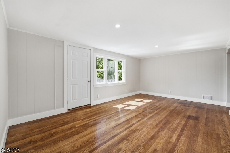 2nd Floor Living Room