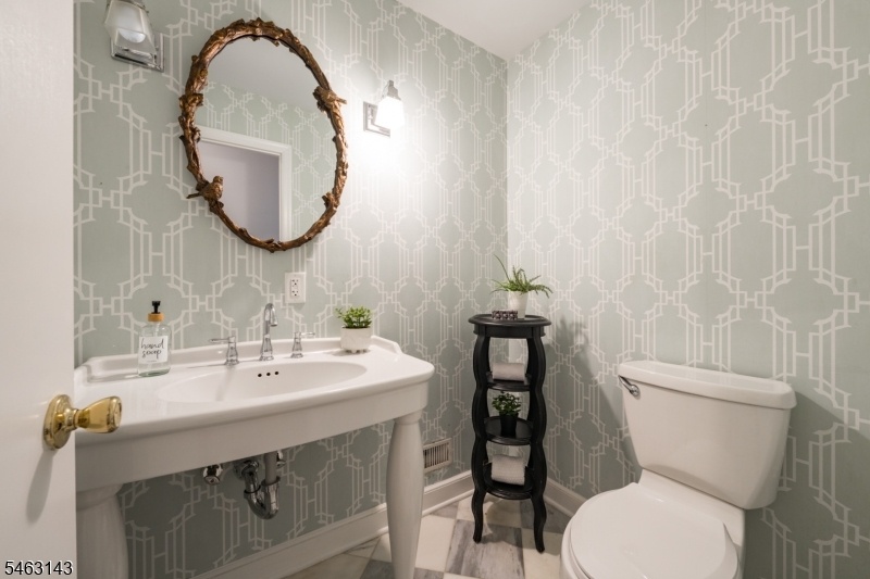 Powder Room