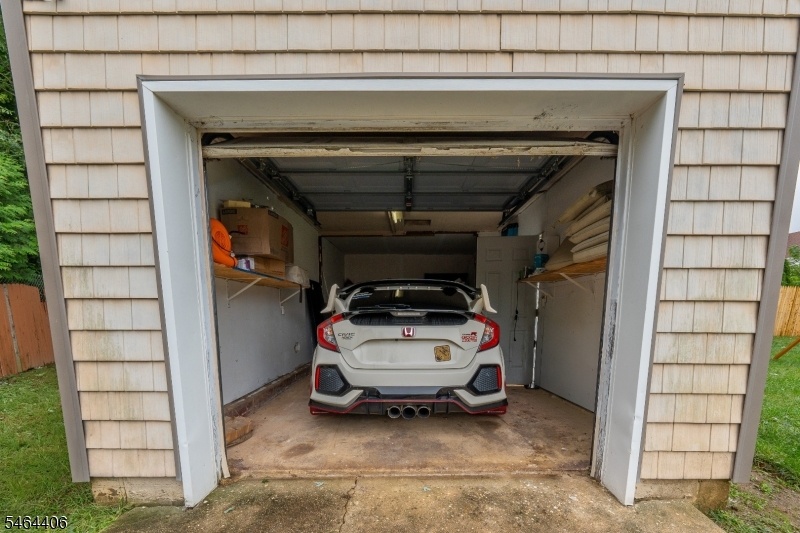Detached Garage