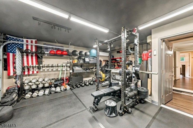 Garage/Gym