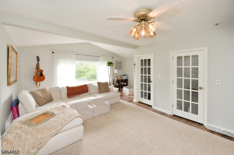 2nd floor living room