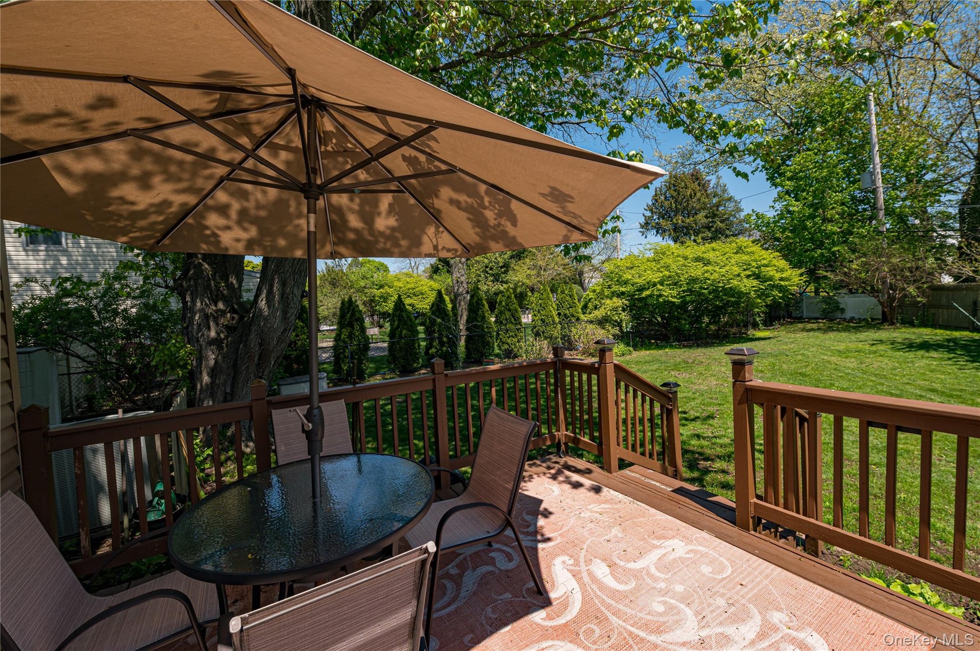 Upper level deck outside of kitchen