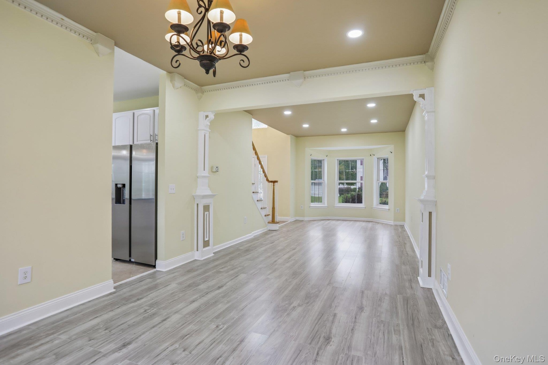 Crown moulding