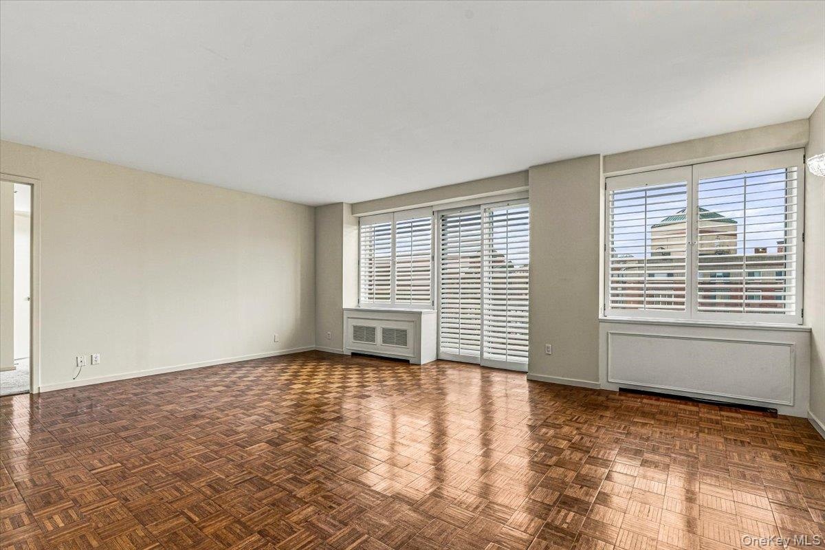 Bright & Spacious Living Room