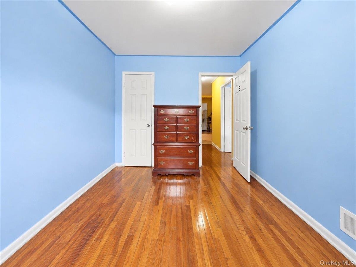 bottom unit bedroom #2