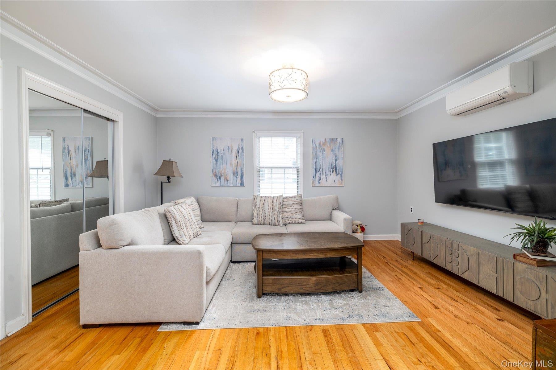 Or 4th Bedroom