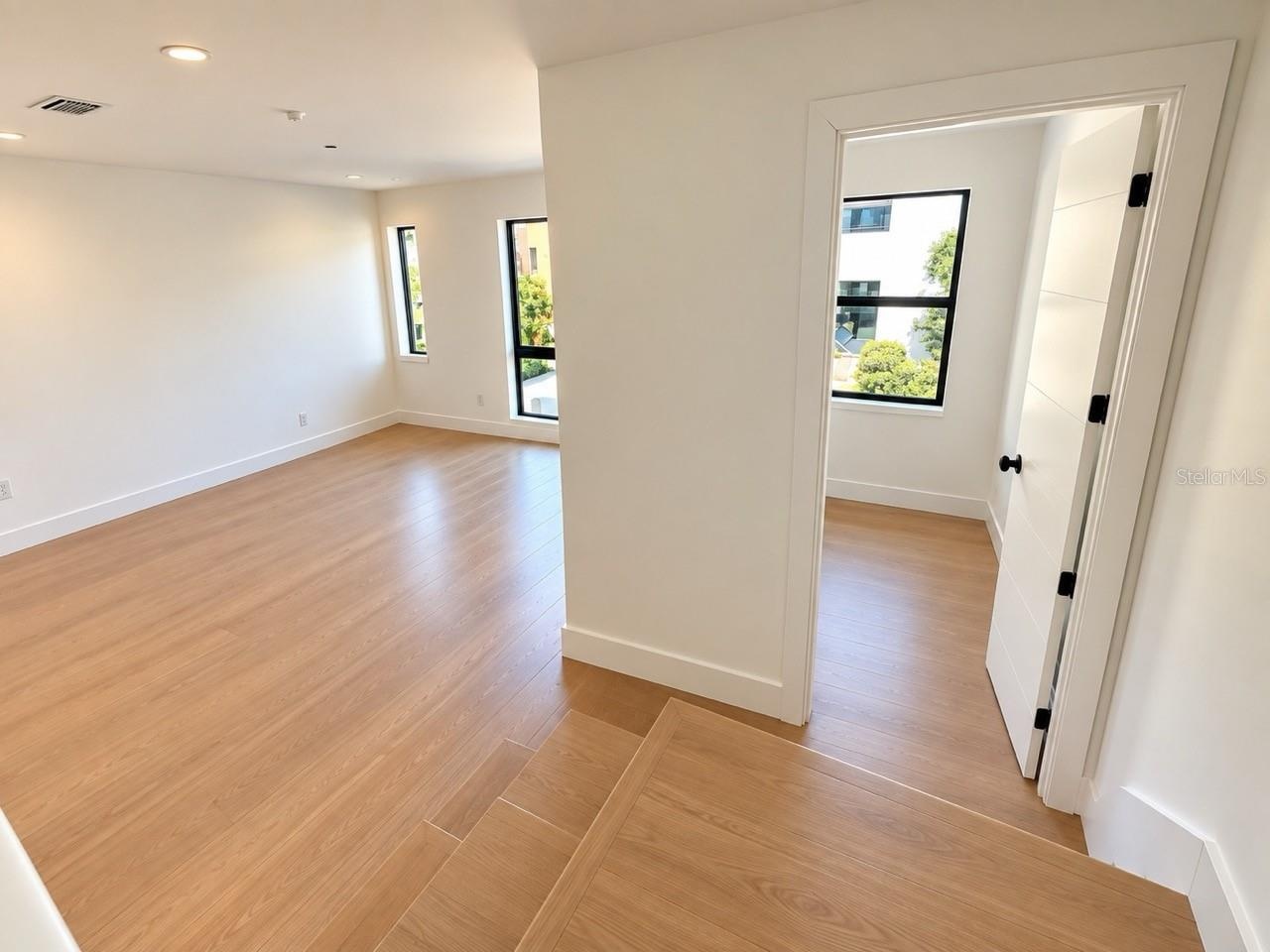 Floor 2 Living / Wash Room