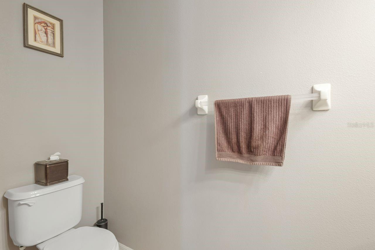 1/2 bath