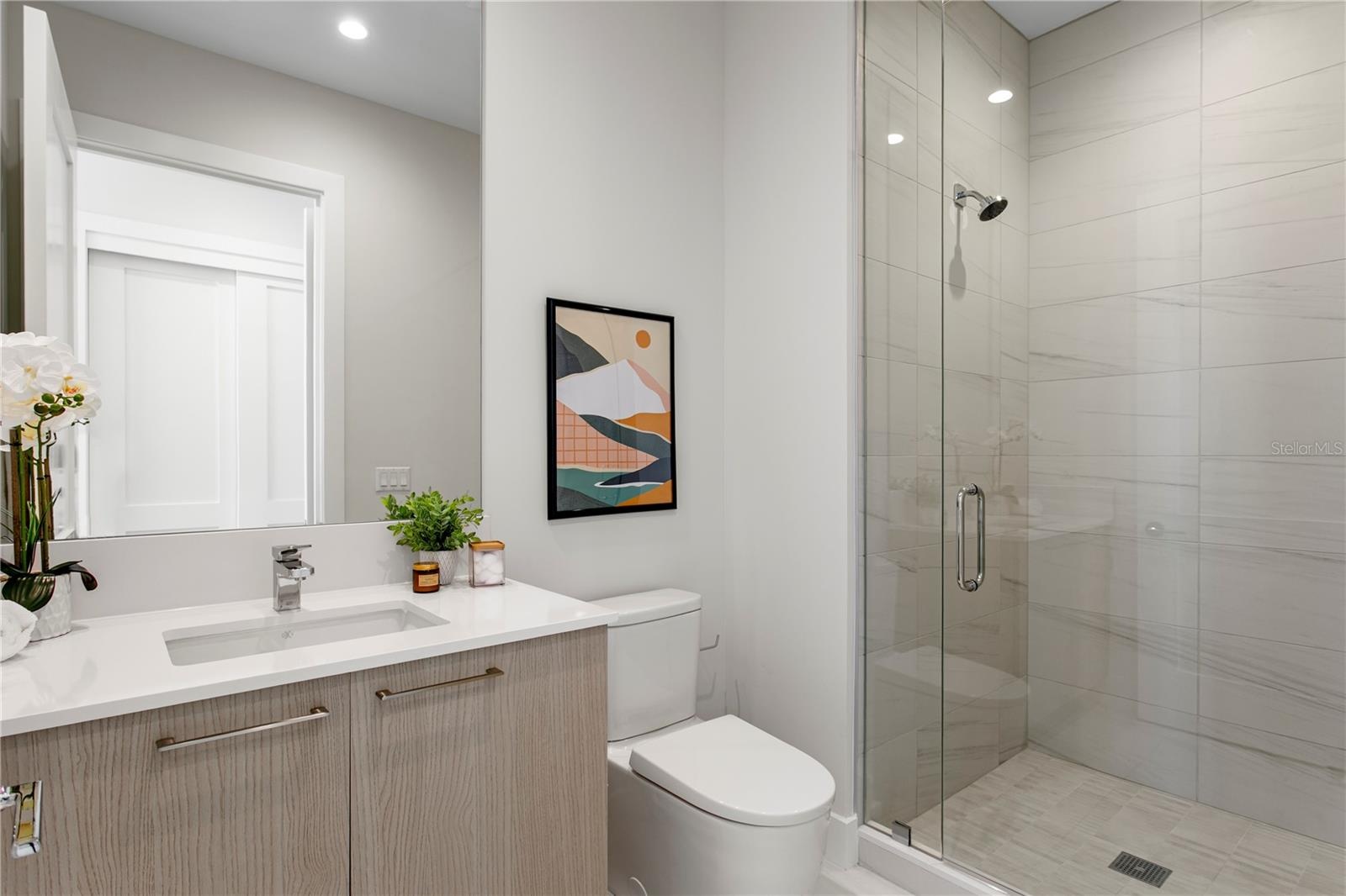 En Suite Guest Bath