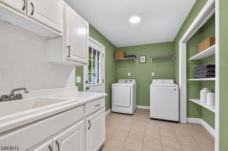 Laundry/Mud Room