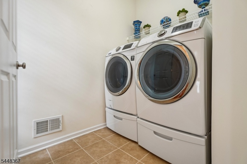 1st Fl Laundry