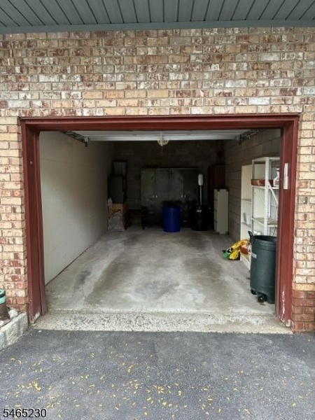 Deeded  Garage