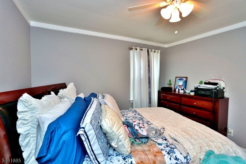 U1 Bedroom 2a