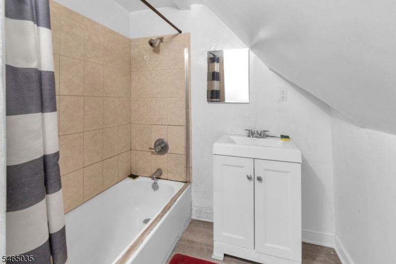 Unit 3 Bath