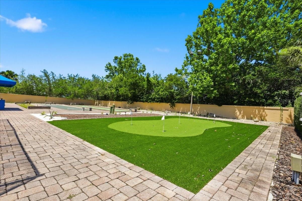 Mini golf