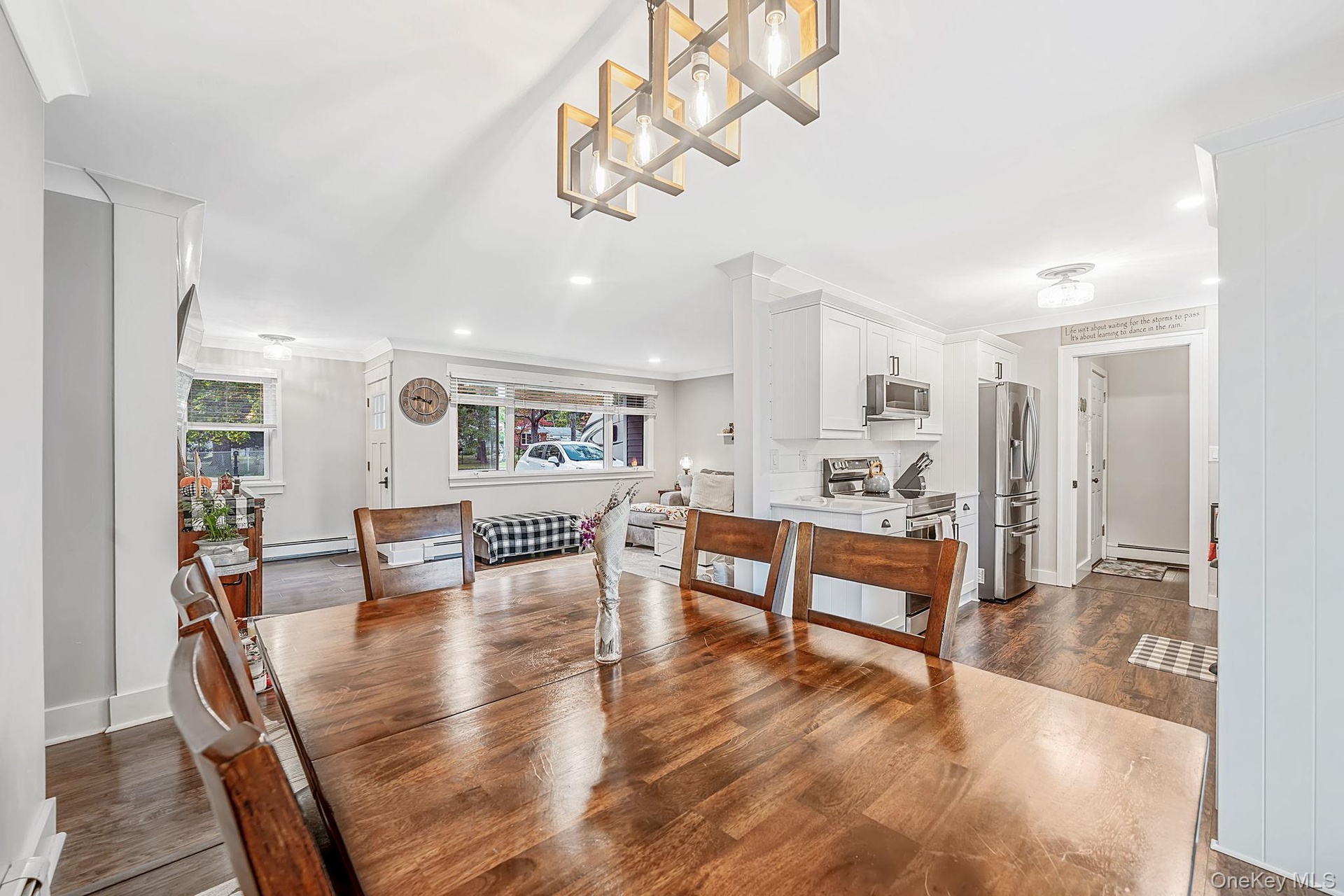 Living Room & Kitchen II