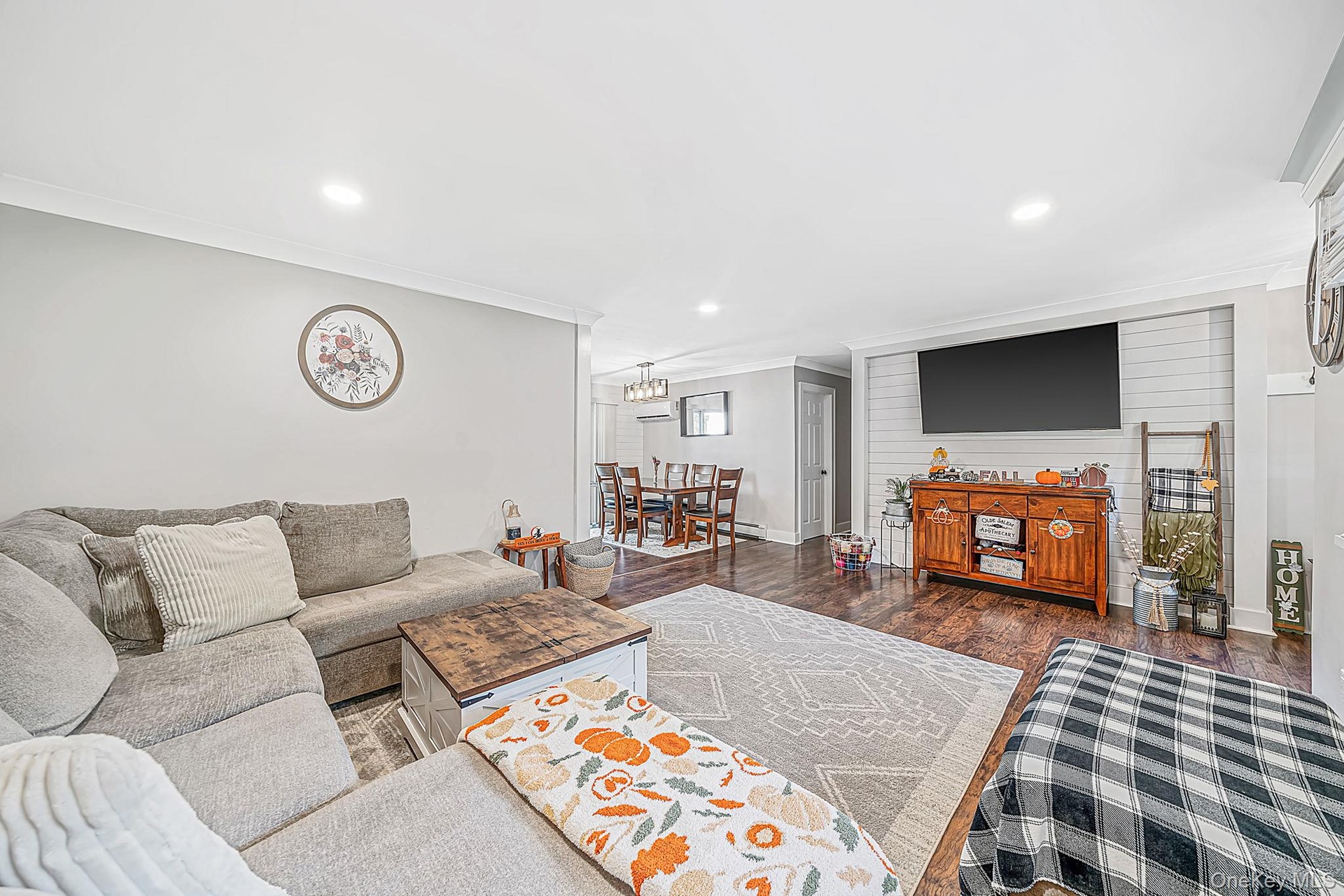 Living Room to Kitchen