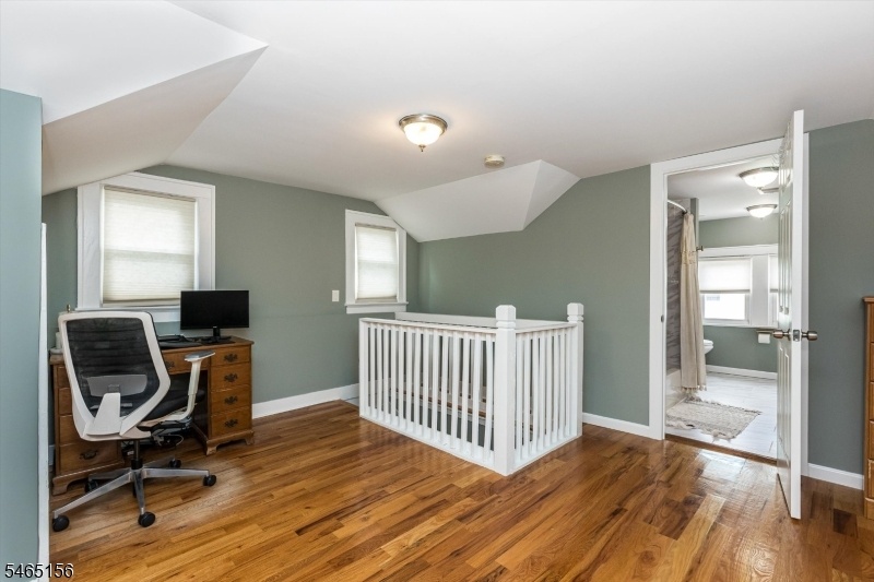 Primary suite