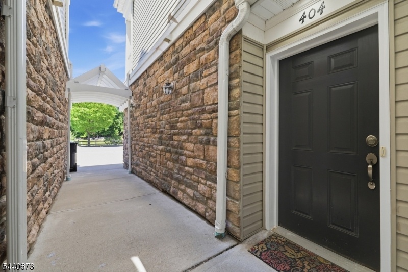 Private Entrance