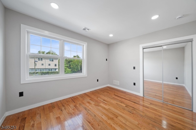 Bedroom2