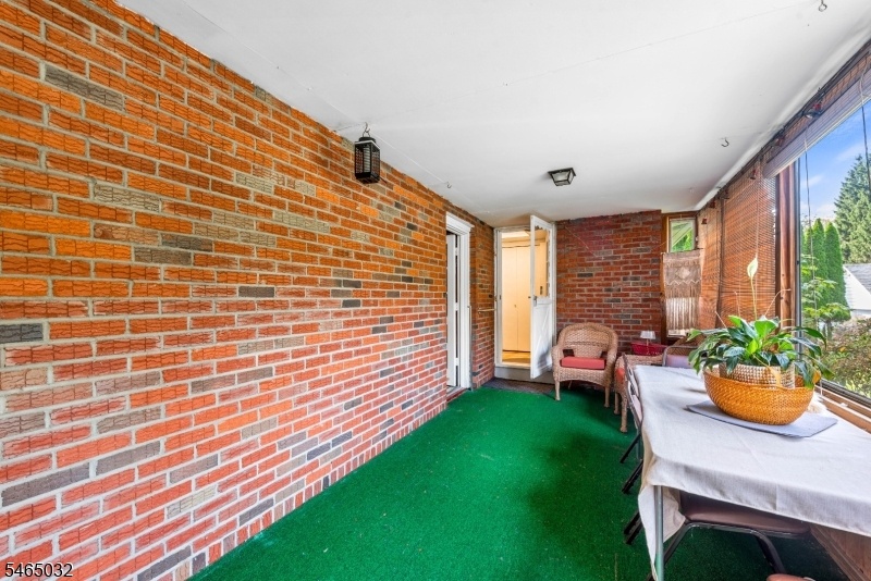 3 Season Room