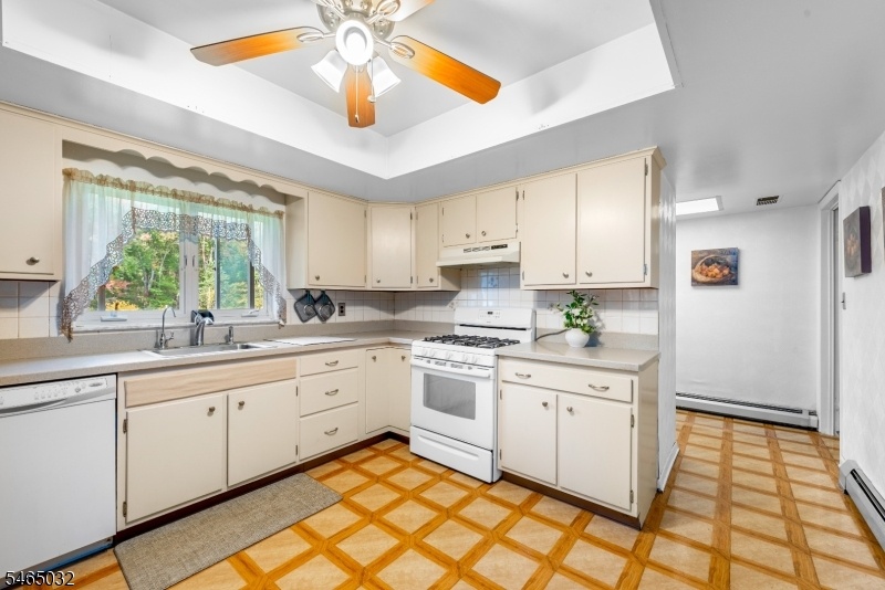 Large Kitchen