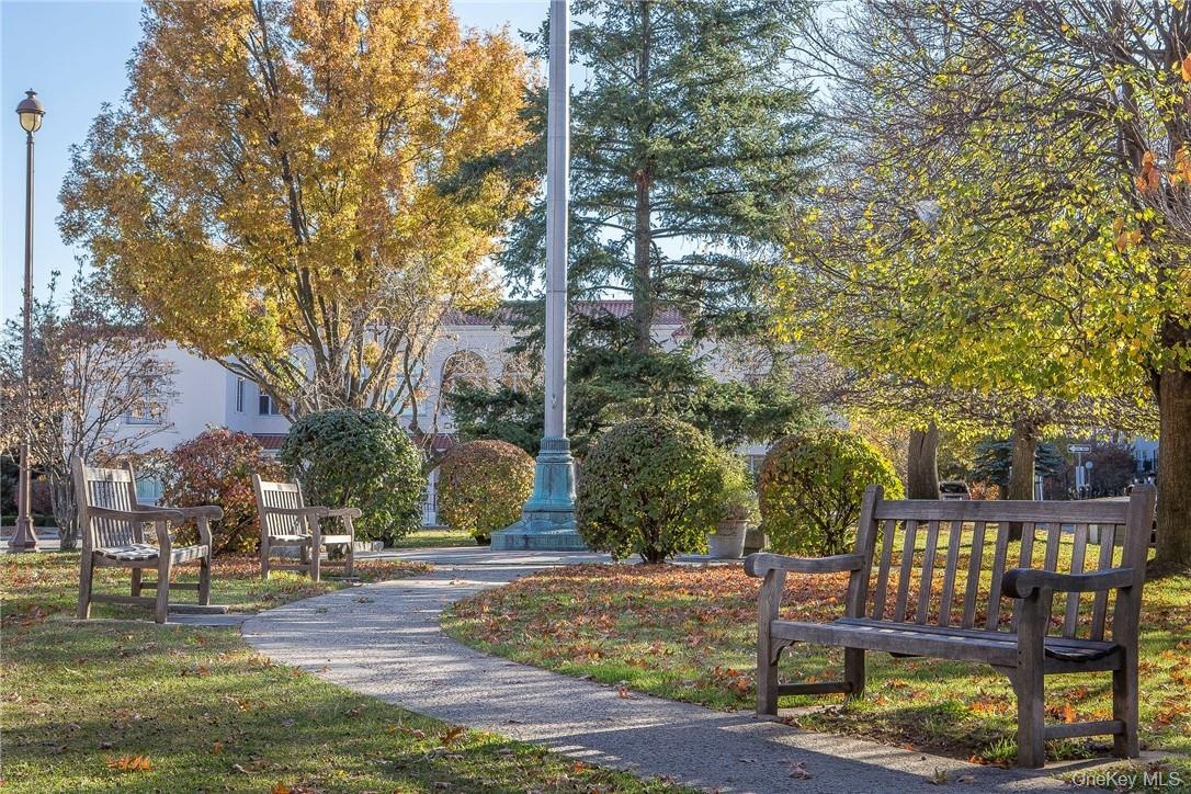 Close to shopping, restaurants, transportation, and so much more.