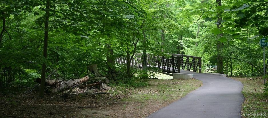Enjoy walking, jogging, cycling, on the Bronx River Pathway.