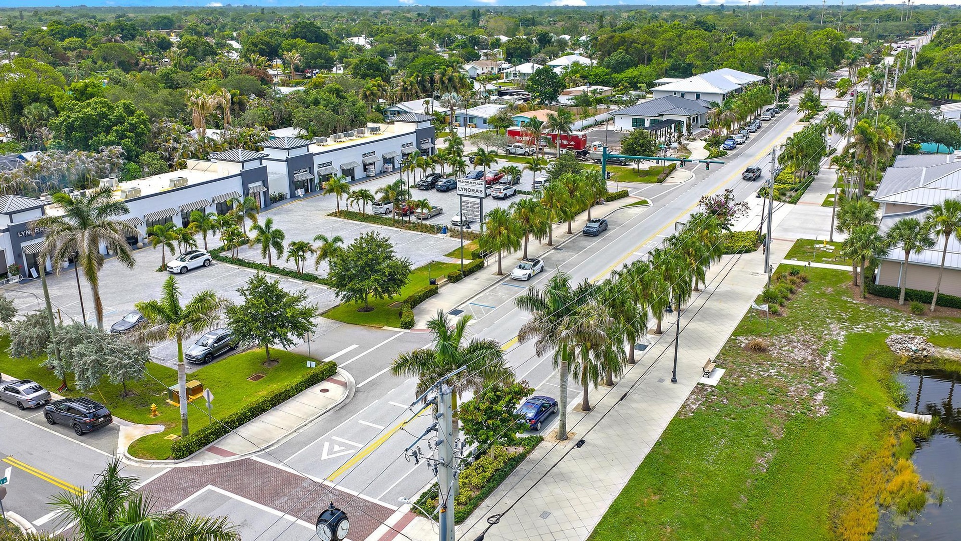 Mapp Road has been recently redesigned and now flourishes with fantastic business plazas. Enjoy WALKING to Lynora's, Corelle Coffee Co., Shark Shack S