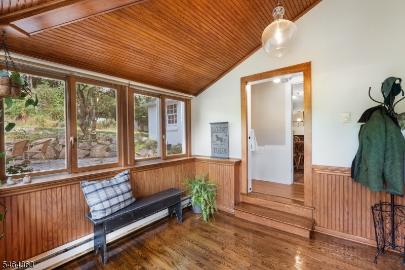 Entry/Mudroom