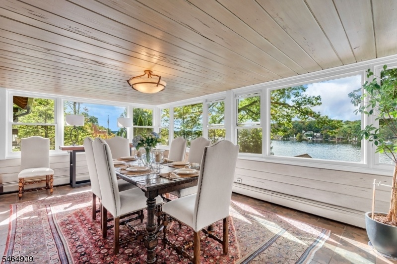 Dining with lake views!