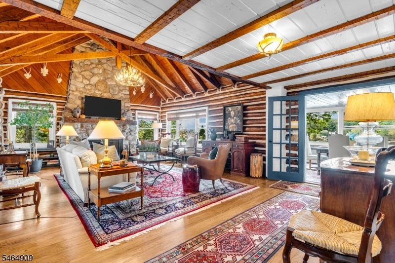 Great rm/living rm